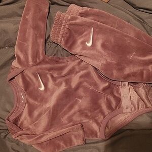 Baby girl nike velour matching suit